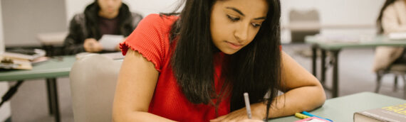 Should You Study Massage Therapy Full-Time or Part-Time?