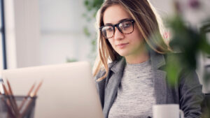looking at online classes for massage therapy